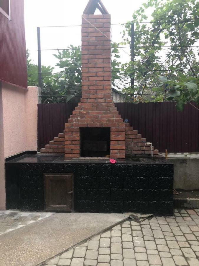 Guest House Chexovi 24 Kobuleti Exterior photo